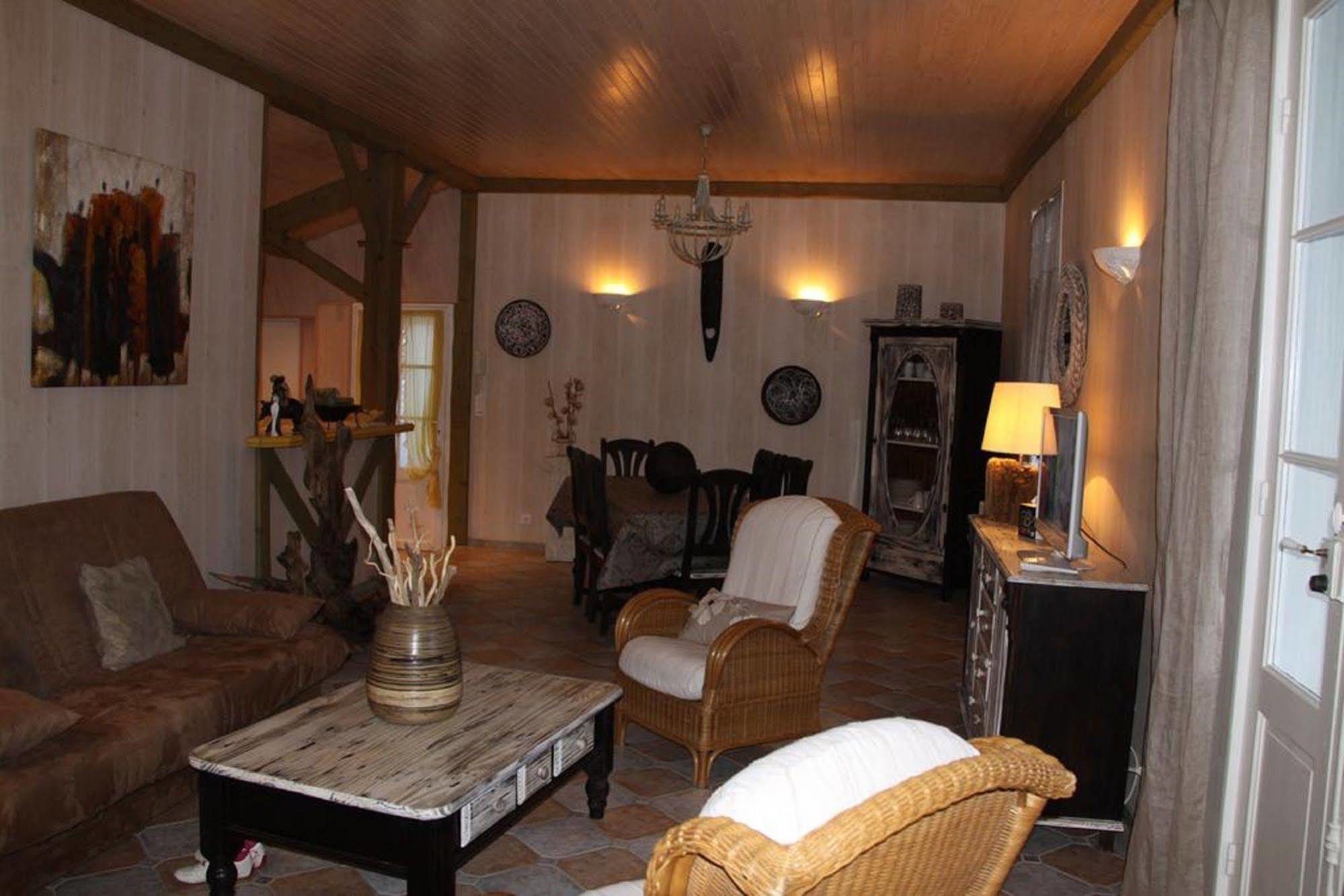 Charme & Confort- Les Cottages Du Bassin D'Arcachon- Petit-Dejeuner Sur Demande - Nuitee, Court Sejour, Semaine Гюжан-Местрас Экстерьер фото